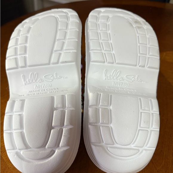 Custom crocs - Picture 5 of 6